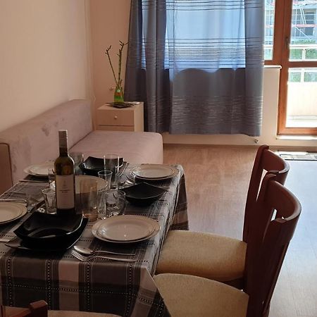 Family Holiday Apartments Breez 1 바르나 외부 사진