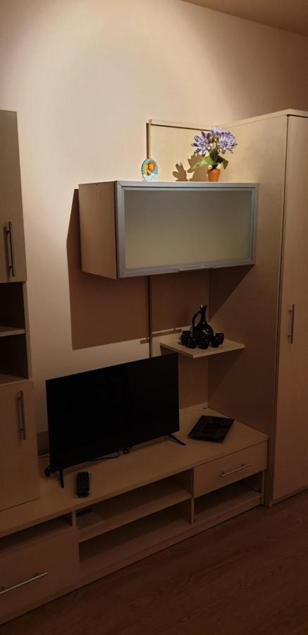 Family Holiday Apartments Breez 1 바르나 외부 사진